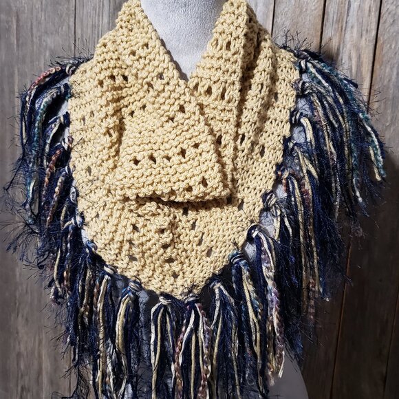 NEW Hand Knitted Beige Navy Blue Infinity Boho Cowl Scarf Fringe Knit Coastal - Picture 2 of 6